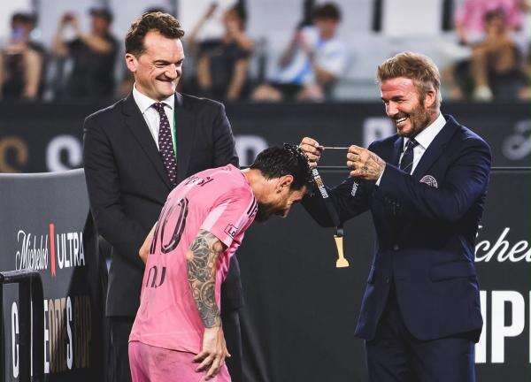 David Beckham : Lionel Messi Pantas Menangkan Ballon d'Or David Beckham : Lionel Messi Pantas Menangkan Ballon d'Or