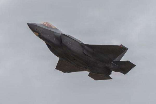 Kiriman Komponen Sensitif Jet Tempur Siluman F-35 Dialihkan ke Hong Kong, AS Khawatir Jatuh ke Tangan China Kiriman Komponen Sensitif Jet Tempur Siluman F-35 Dialihkan ke Hong Kong, AS Khawatir Jatuh ke Tangan China