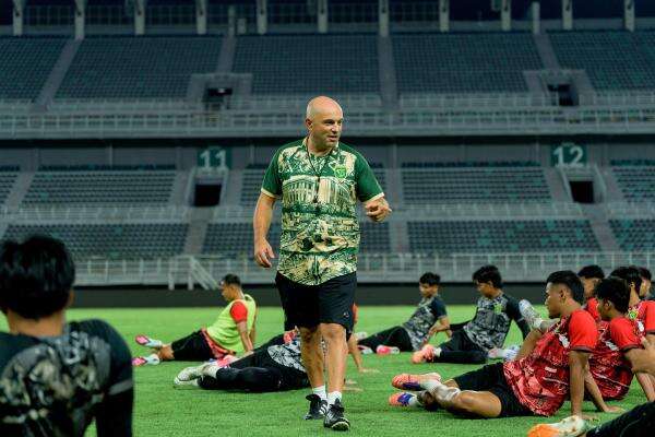 Juara Piala Presiden 2026, Persebaya Tak Mau Jemawa saat Hadapi Penang FC Juara Piala Presiden 2026, Persebaya Tak Mau Jemawa saat Hadapi Penang FC