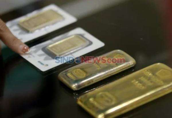 Harga Emas Antam Hari Ini Naik Rp5.000 per Gram, Buyback Jadi Berapa? Harga Emas Antam Hari Ini Naik Rp5.000 per Gram, Buyback Jadi Berapa?