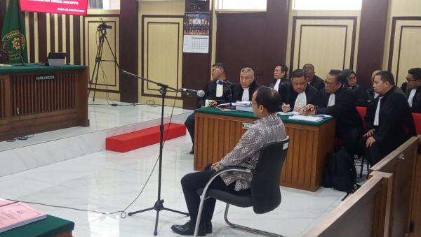 Nadiem Singgung Ada Tekanan di Balik Vonis Kasus Chromebook: Sepertinya Putusan Awal Bebas Nadiem Singgung Ada Tekanan di Balik Vonis Kasus Chromebook: Sepertinya Putusan Awal Bebas