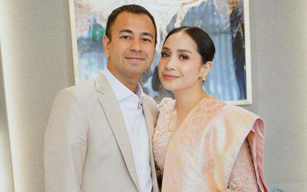 Savitra (VISI) Milik Raffi-Nagita Jual Gudang untuk Lunasi Utang Savitra (VISI) Milik Raffi-Nagita Jual Gudang untuk Lunasi Utang