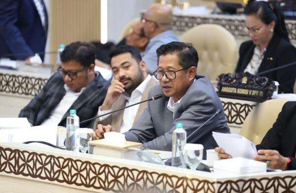 Soal Perpres Ojol, DPR: Harus Beri Keuntungan dan Kemudahan bagi Semua Pihak Soal Perpres Ojol, DPR: Harus Beri Keuntungan dan Kemudahan bagi Semua Pihak
