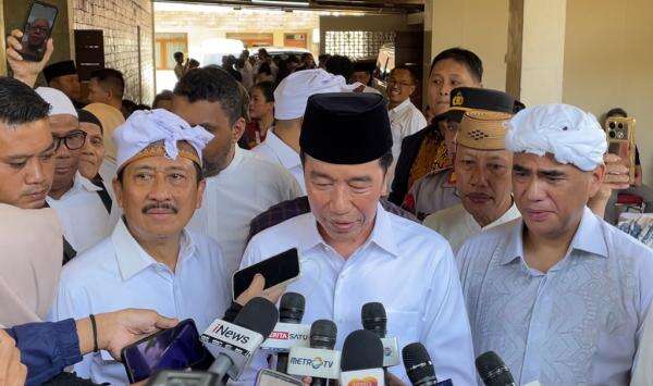 Jokowi Kenang Sosok Eks Mendag Rachmat Gobel: Menteri yang Kerja Keras Jokowi Kenang Sosok Eks Mendag Rachmat Gobel: Menteri yang Kerja Keras