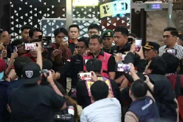 Kejagung: Sony Sanjaya Tak Bisa Jadi Justice Collaborator Jika Menjadi Pelaku Utama Kejagung: Sony Sanjaya Tak Bisa Jadi Justice Collaborator Jika Menjadi Pelaku Utama