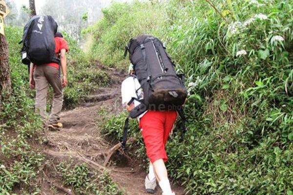 3.273 Pendaki Rayakan HUT RI di Gunung Bawakaraeng, 26 Orang Harus Dievakuasi 3.273 Pendaki Rayakan HUT RI di Gunung Bawakaraeng, 26 Orang Harus Dievakuasi