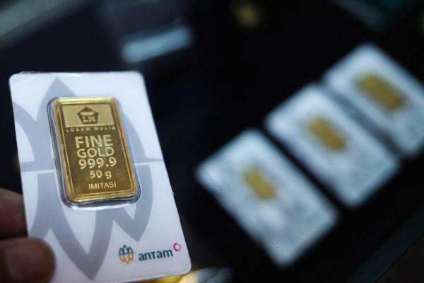 Harga Emas Meroket Naik Rp50 Ribu, Satu Gram Dijual Rp2.679.000 Harga Emas Meroket Naik Rp50 Ribu, Satu Gram Dijual Rp2.679.000