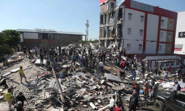 Update Gempa Besar M7,4 di Kolombia: 20 Orang Tewas, Puluhan Bangunan Ambruk Update Gempa Besar M7,4 di Kolombia: 20 Orang Tewas, Puluhan Bangunan Ambruk