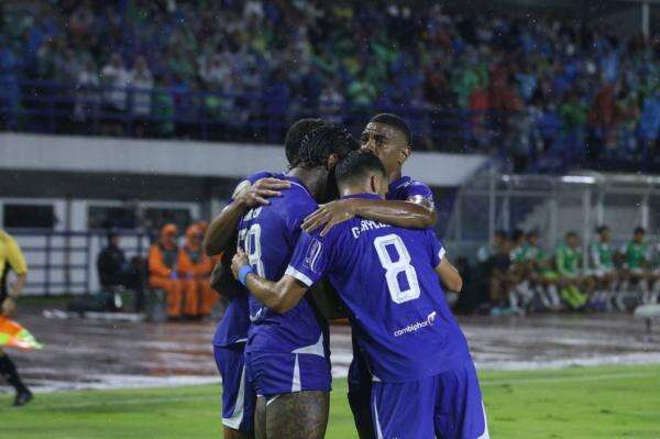 Persib dan Borneo FC Dapat Keistimewaan di Super League 2026-2027, I.League Buka Suara Persib dan Borneo FC Dapat Keistimewaan di Super League 2026-2027, I.League Buka Suara