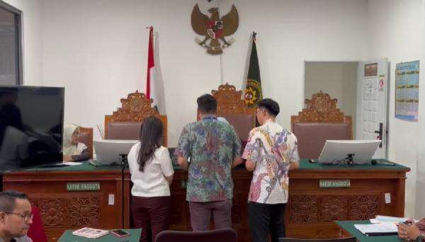 Sidang Praperadilan Silmy Karim, KPK Tegaskan Penahanan hingga Penyitaan Sah dan Sesuai Hukum Sidang Praperadilan Silmy Karim, KPK Tegaskan Penahanan hingga Penyitaan Sah dan Sesuai Hukum