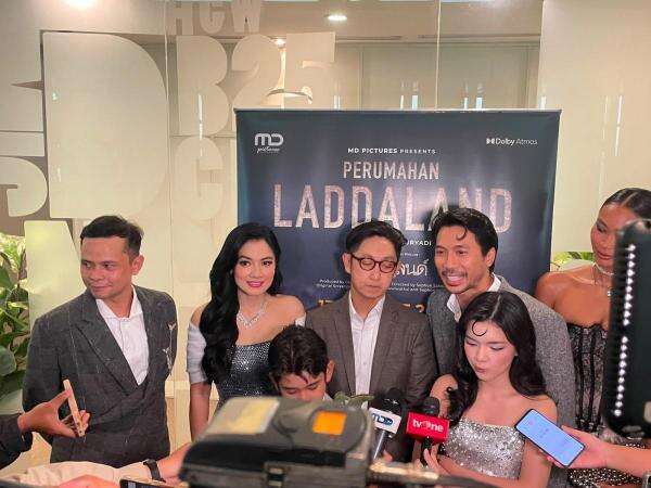 Bikin Merinding! Film Perumahan Laddaland Suguhkan Teror KPR yang Horor Banget Bikin Merinding! Film Perumahan Laddaland Suguhkan Teror KPR yang Horor Banget