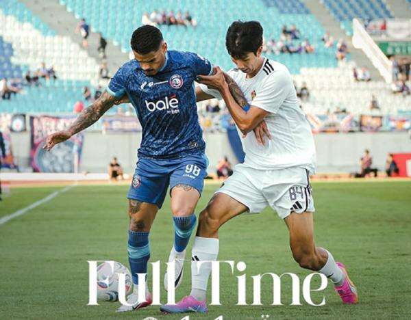 Hasil Arema FC vs Persik Kediri di Super League 2026-2027: Singo Edan Ditahan Macan Putih 1-1! Hasil Arema FC vs Persik Kediri di Super League 2026-2027: Singo Edan Ditahan Macan Putih 1-1!