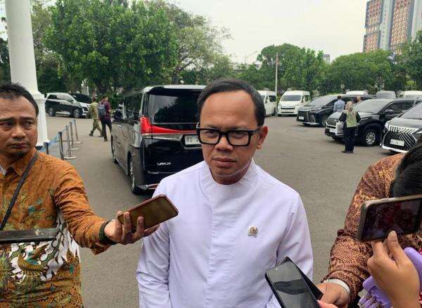 Prabowo Kumpulkan Menteri di Istana Bahas Bencana di Sejumlah Daerah Prabowo Kumpulkan Menteri di Istana Bahas Bencana di Sejumlah Daerah