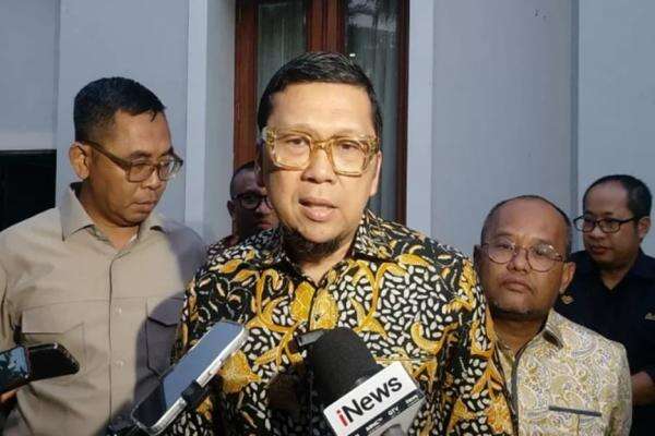 Kapolri Resmi Lantik Brigjen Pol Aries Syahbudin Jadi Kakorlantas Polri Kapolri Resmi Lantik Brigjen Pol Aries Syahbudin Jadi Kakorlantas Polri