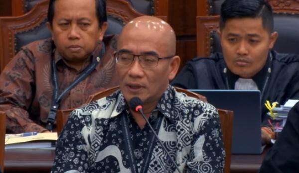Eks Ketua KPU Ungkap Awal Mula Pasal 18 PKPU yang Dipersoalkan dalam Gugatan Ijazah Gibran Eks Ketua KPU Ungkap Awal Mula Pasal 18 PKPU yang Dipersoalkan dalam Gugatan Ijazah Gibran
