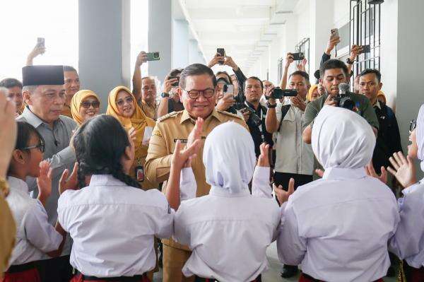 Pramono Janji Renovasi Sekolah-Sekolah Tua di Jakarta, Prioritaskan Pendidikan Pramono Janji Renovasi Sekolah-Sekolah Tua di Jakarta, Prioritaskan Pendidikan