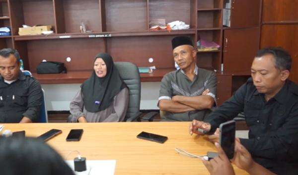 LPA Mataram Buka Suara soal Santri Korban Pembakaran Dicegat Temui Densu di Jakarta LPA Mataram Buka Suara soal Santri Korban Pembakaran Dicegat Temui Densu di Jakarta