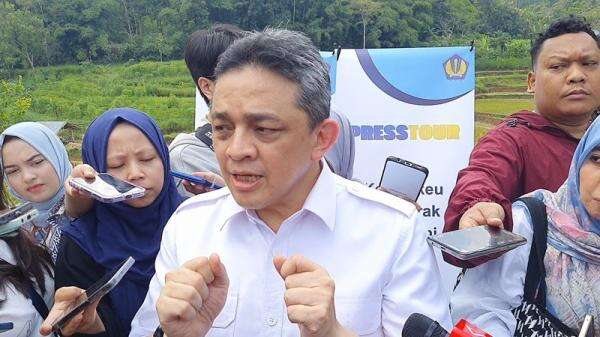 Kembali ke Kemenkeu, Wamenkeu Luky Ungkap Sempat Hibernasi Usai Dicopot Purbaya Kembali ke Kemenkeu, Wamenkeu Luky Ungkap Sempat Hibernasi Usai Dicopot Purbaya