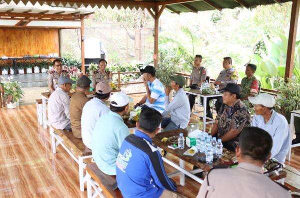 Bukan Cuma Polisi, Kapolres Malang Tekankan Peran Penting Warga Jaga Kamtibmas Bukan Cuma Polisi, Kapolres Malang Tekankan Peran Penting Warga Jaga Kamtibmas