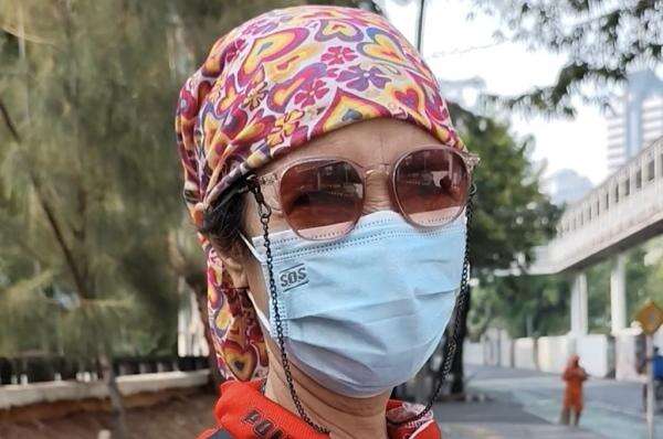 Asap Karhutla Capai Jakarta, Lansia Resah hingga Khawatirkan Kesehatan Asap Karhutla Capai Jakarta, Lansia Resah hingga Khawatirkan Kesehatan