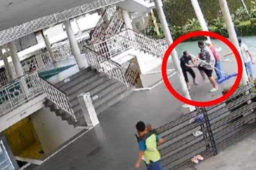 Viral Turis Arab Diduga Kencing di Tempat Wudhu, Baku Hantam dengan Marbot Viral Turis Arab Diduga Kencing di Tempat Wudhu, Baku Hantam dengan Marbot
