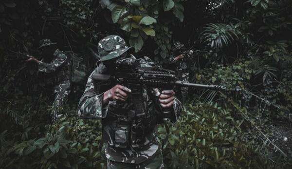 Polisi Buru Pelaku Penikaman Warga dan Pembakaran Warung di Dekai Yahukimo Polisi Buru Pelaku Penikaman Warga dan Pembakaran Warung di Dekai Yahukimo