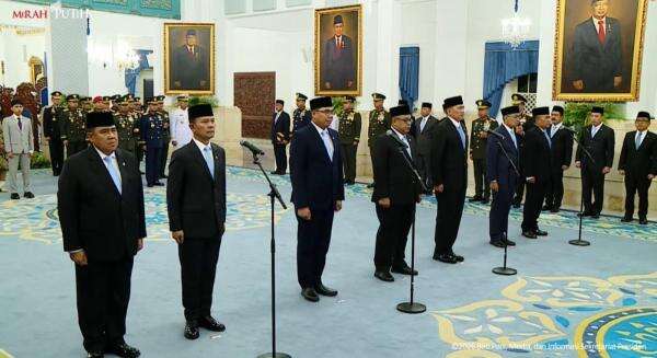 Prabowo Lantik Rektor IPB Jadi Wamentan, Maulana Bungaran Jadi Wamenimipas Prabowo Lantik Rektor IPB Jadi Wamentan, Maulana Bungaran Jadi Wamenimipas