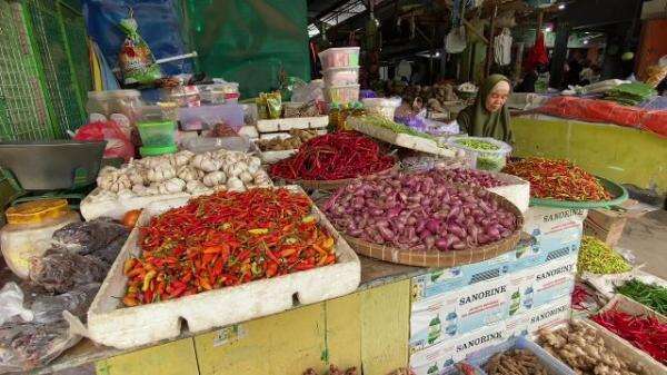 Cabai Segar di Pasar Tuban Semakin Mahal, Cabai Kering Jadi Alternatif Konsumen Cabai Segar di Pasar Tuban Semakin Mahal, Cabai Kering Jadi Alternatif Konsumen
