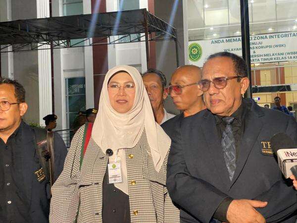 Dokter Tifa Ucapkan Selamat kepada Kapolri Baru: Semoga Bisa Beri Pengaruh pada Persoalan Ijazah Dokter Tifa Ucapkan Selamat kepada Kapolri Baru: Semoga Bisa Beri Pengaruh pada Persoalan Ijazah