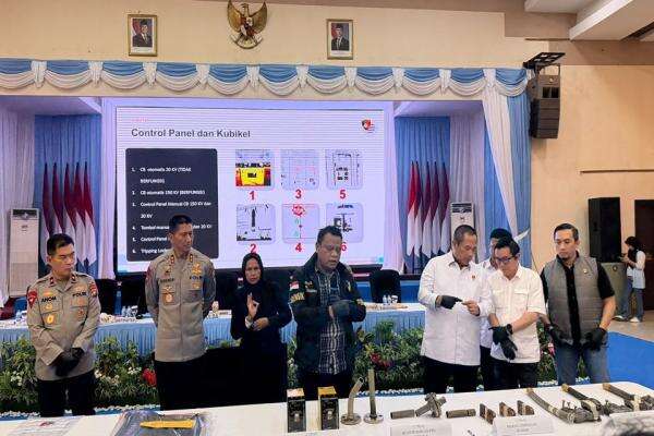 Bareskrim Polri Tetapkan 5 Tersangka Blackout Batam-Bintan Bareskrim Polri Tetapkan 5 Tersangka Blackout Batam-Bintan