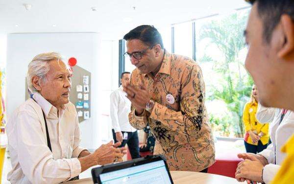 Vikram Sinha Bakal Kembali Pimpin Indosat (ISAT) untuk 5 Tahun ke Depan Vikram Sinha Bakal Kembali Pimpin Indosat (ISAT) untuk 5 Tahun ke Depan