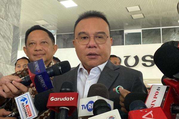 Dasco soal Prabowo Mau Izinkan Kewarganegaraan Ganda: Terbatas dan Sangat Selektif Dasco soal Prabowo Mau Izinkan Kewarganegaraan Ganda: Terbatas dan Sangat Selektif