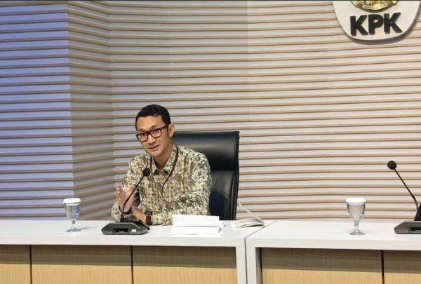 KPK Telah Periksa Bupati Bogor terkait Dugaan Korupsi Pemotongan Upah Pungut, Restribusi Daerah dan Pengadaan KPK Telah Periksa Bupati Bogor terkait Dugaan Korupsi Pemotongan Upah Pungut, Restribusi Daerah dan Pengadaan