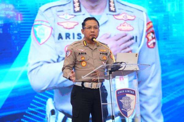 Brigjen Aries Syahbudin Ditunjuk Jadi Kakorlantas Polri Baru, Gantikan Irjen Wibowo Brigjen Aries Syahbudin Ditunjuk Jadi Kakorlantas Polri Baru, Gantikan Irjen Wibowo