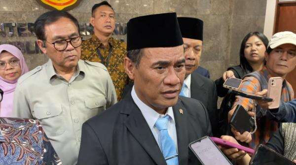 El Nino Picu Kekeringan 50.000 Hektare Lahan, Mentan Buka-bukaan Stok Beras di RI El Nino Picu Kekeringan 50.000 Hektare Lahan, Mentan Buka-bukaan Stok Beras di RI