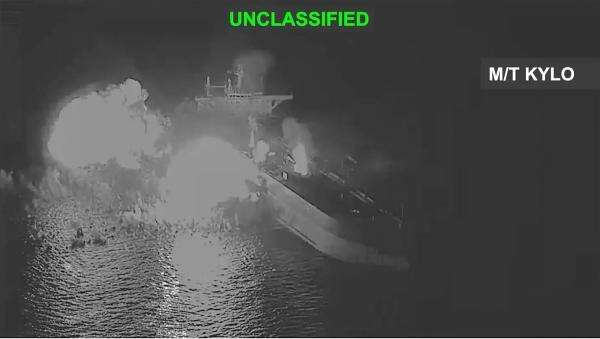 AS Lumpuhkan 3 Kapal Tanker Iran di Pulau Kharg dan Teluk Oman AS Lumpuhkan 3 Kapal Tanker Iran di Pulau Kharg dan Teluk Oman