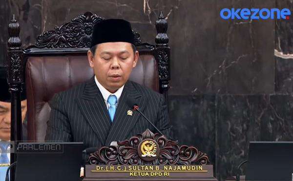 Ketua DPD Sebut Capaian Para Presiden RI: Soekarno Bapak Proklamator hingga Jokowi Bapak Infrastruktur Ketua DPD Sebut Capaian Para Presiden RI: Soekarno Bapak Proklamator hingga Jokowi Bapak Infrastruktur