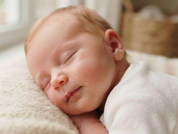 Kulit Bayi Mudah Iritasi, Dokter Ungkap Hal yang Perlu Diperhatikan saat Memilih Popok Kulit Bayi Mudah Iritasi, Dokter Ungkap Hal yang Perlu Diperhatikan saat Memilih Popok