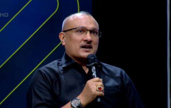 Ferdinand Sebut Pernyataan Tiyo Soal "Alat Pelacak" Mirip Kasus Ratna Sarumpaet Ferdinand Sebut Pernyataan Tiyo Soal "Alat Pelacak" Mirip Kasus Ratna Sarumpaet