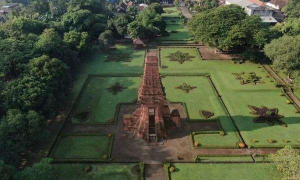 4 Peninggalan Kerajaan Majapahit, dari Candi hingga Prasasti Bersejarah 4 Peninggalan Kerajaan Majapahit, dari Candi hingga Prasasti Bersejarah