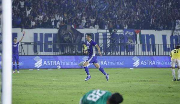 Persib Bungkam Tampines Rovers, Lolos ke Semifinal dengan Rekor 100 Persen Persib Bungkam Tampines Rovers, Lolos ke Semifinal dengan Rekor 100 Persen
