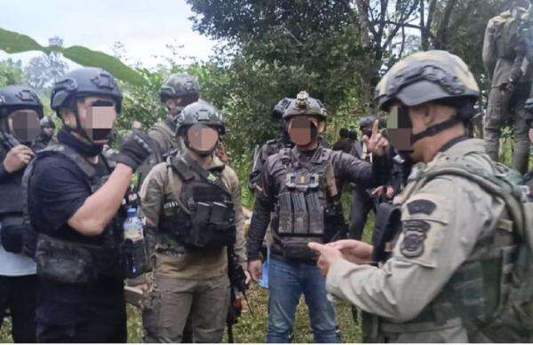 Satgas Damai Cartenz Kantongi Ciri-Ciri Pelaku Penembakan 3 ASN Jayawijaya Satgas Damai Cartenz Kantongi Ciri-Ciri Pelaku Penembakan 3 ASN Jayawijaya