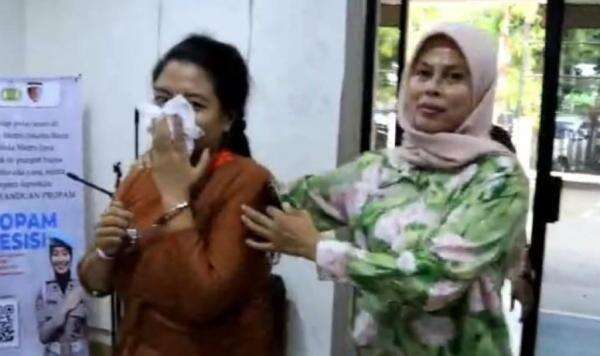 ART di Jakbar Bobol ATM Majikan Rp450 Juta, Dipakai Beli Mobil hingga Perhiasan ART di Jakbar Bobol ATM Majikan Rp450 Juta, Dipakai Beli Mobil hingga Perhiasan