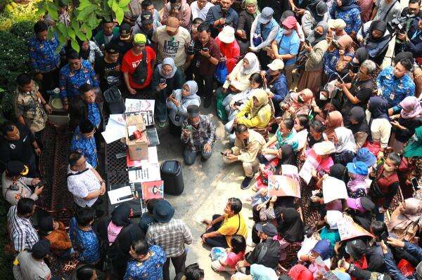 Terima 2.500 Data Warga soal Desil, Mensos: Seminggu Sudah Ada Jawaban Terima 2.500 Data Warga soal Desil, Mensos: Seminggu Sudah Ada Jawaban