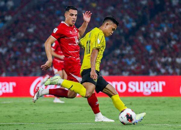 Masyarakat Malaysia Sindir Timnas Indonesia yang Dihuni Pemain Bintang: Nyatanya Kalah Hebat dari Arif Aiman! Masyarakat Malaysia Sindir Timnas Indonesia yang Dihuni Pemain Bintang: Nyatanya Kalah Hebat dari Arif Aiman!
