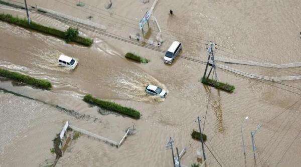 Hujan Deras Terparah di Jepang Tewaskan 6 Orang, Puluhan Ribu Warga Tanpa Listrik Hujan Deras Terparah di Jepang Tewaskan 6 Orang, Puluhan Ribu Warga Tanpa Listrik