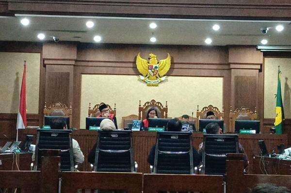 Sidang Kasus Kuota Haji, 2 Saksi Sebut Tak Ada Aliran Dana 271.500 Dolar AS ke Yaqut Sidang Kasus Kuota Haji, 2 Saksi Sebut Tak Ada Aliran Dana 271.500 Dolar AS ke Yaqut