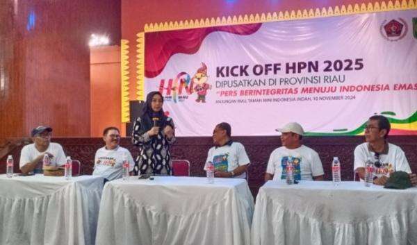 Intan Kartika Perkenalkan Wajah Baru TMII Jakarta di Kick Off HPN 2025 Riau Intan Kartika Perkenalkan Wajah Baru TMII Jakarta di Kick Off HPN 2025 Riau