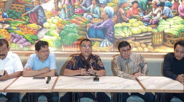 Gugatan Hasil Pemilu Disebut Terlambat, Denny Indrayana: Tak Ada Terlambat untuk Kedaulatan Rakyat Gugatan Hasil Pemilu Disebut Terlambat, Denny Indrayana: Tak Ada Terlambat untuk Kedaulatan Rakyat