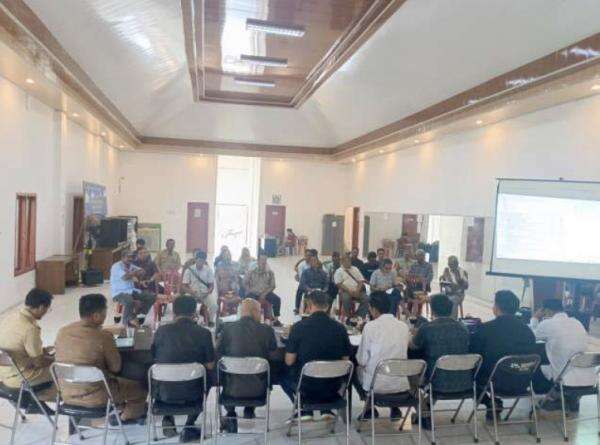 Serap Aspirasi, Anggota DPRD Kobar Dapil 1 Temui Warga Sidorejo Serap Aspirasi, Anggota DPRD Kobar Dapil 1 Temui Warga Sidorejo